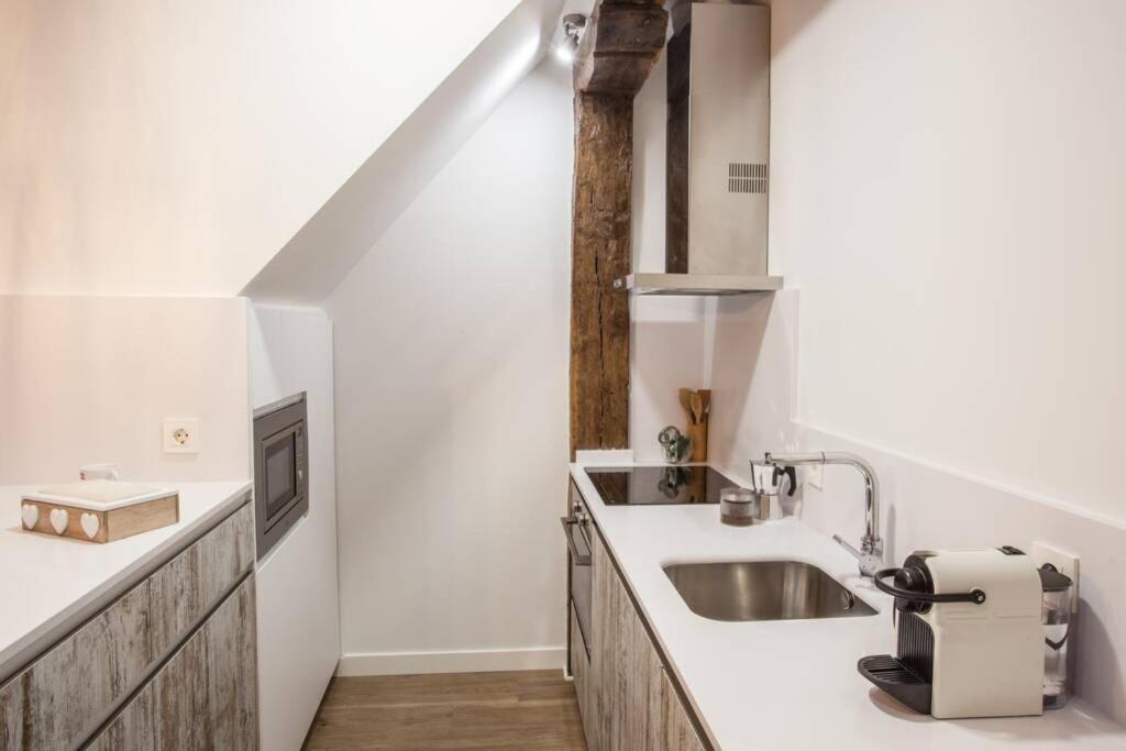 Bonito Apartamento, Nuevo Y En El Casco Viejo!!! Apartman Bilbao Kültér fotó