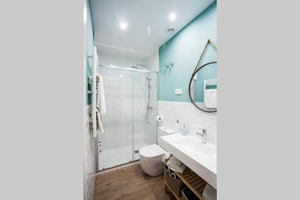 Bonito Apartamento, Nuevo Y En El Casco Viejo!!! Apartman Bilbao Kültér fotó